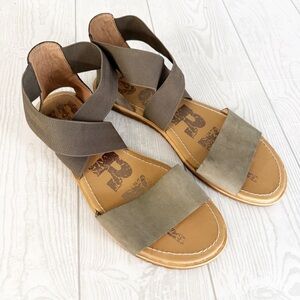 Sorel Ella Green Leather Strap Sandals